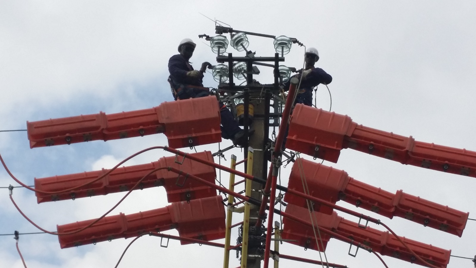 Travaux sous tension